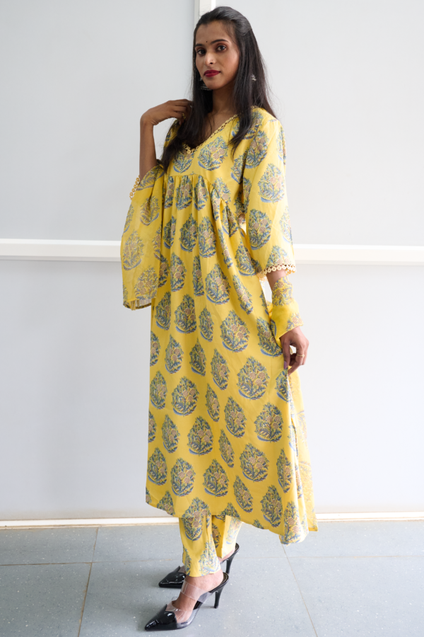 Kurta Set (Kurta Pant Dupatta) FL1125 Yellow - Image 2